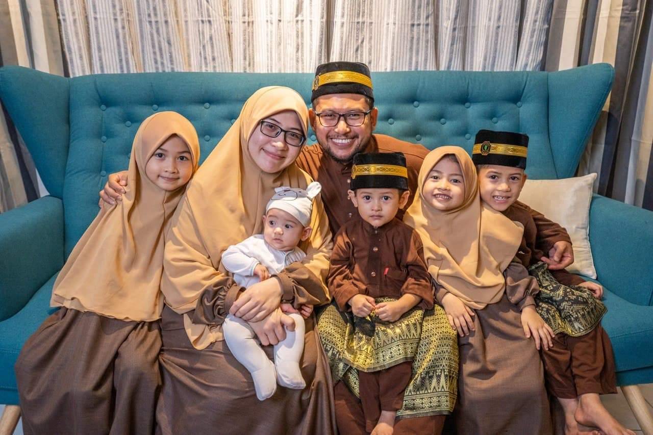 6 Tips OOTD Raya Terbaik Walaupun Shoot Guna Smartphone - Saiful Nang Academy