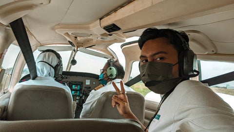 Pengalaman Terbang Dalam Pesawat Latihan Secara Percuma