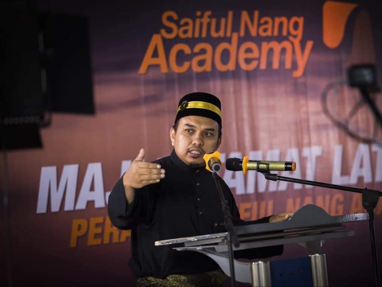 15 ADAB BERGURU SECARA ONLINE DALAM MEMBENTUK GENERASI TIDAK BIADAB - Saiful Nang Academy