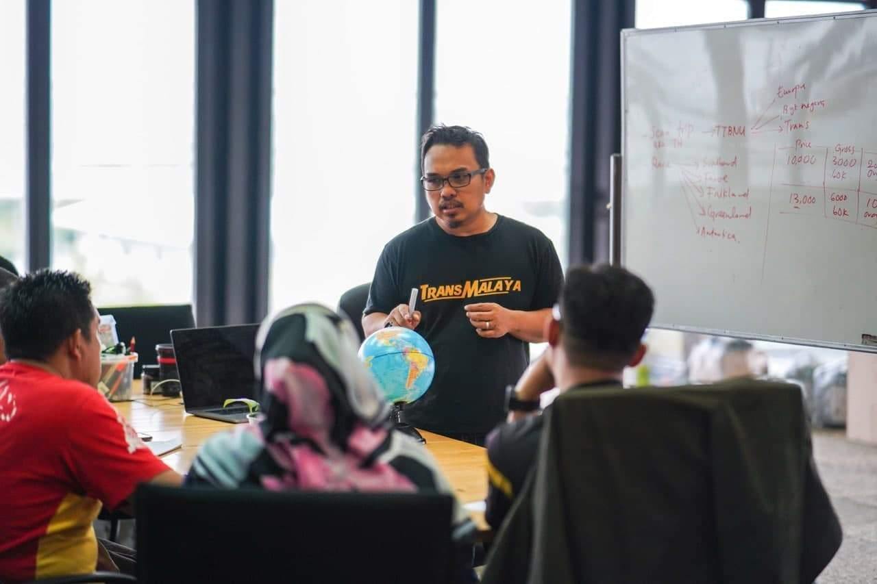 Saiful Nang Bagi Tips Untuk Peniaga Naikkan Jualan & Engagement Di Facebook Melalui Copywriting - Saiful Nang Academy