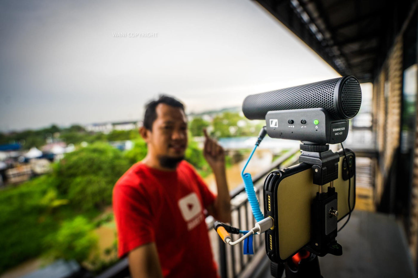 7 Teknik hasilkan video pakai smartphone ini buat orang ingat kita pakai kamera DSLR. - Saiful Nang Academy